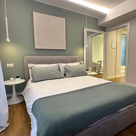 The Captain'S Apartments Sirocco - City Center Leonardo Academy 塞斯托卡伦代 外观 照片